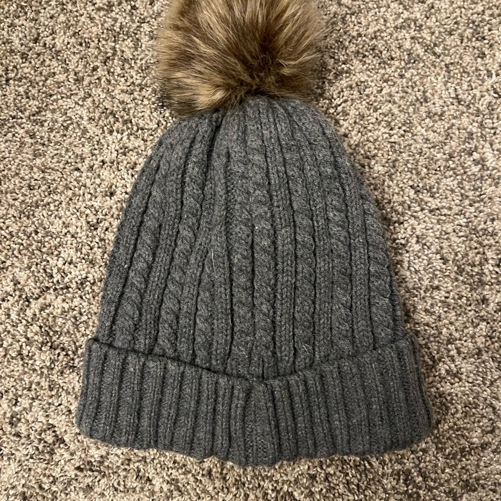 Gray Cable Knit Beanie with Faux Fur Pom